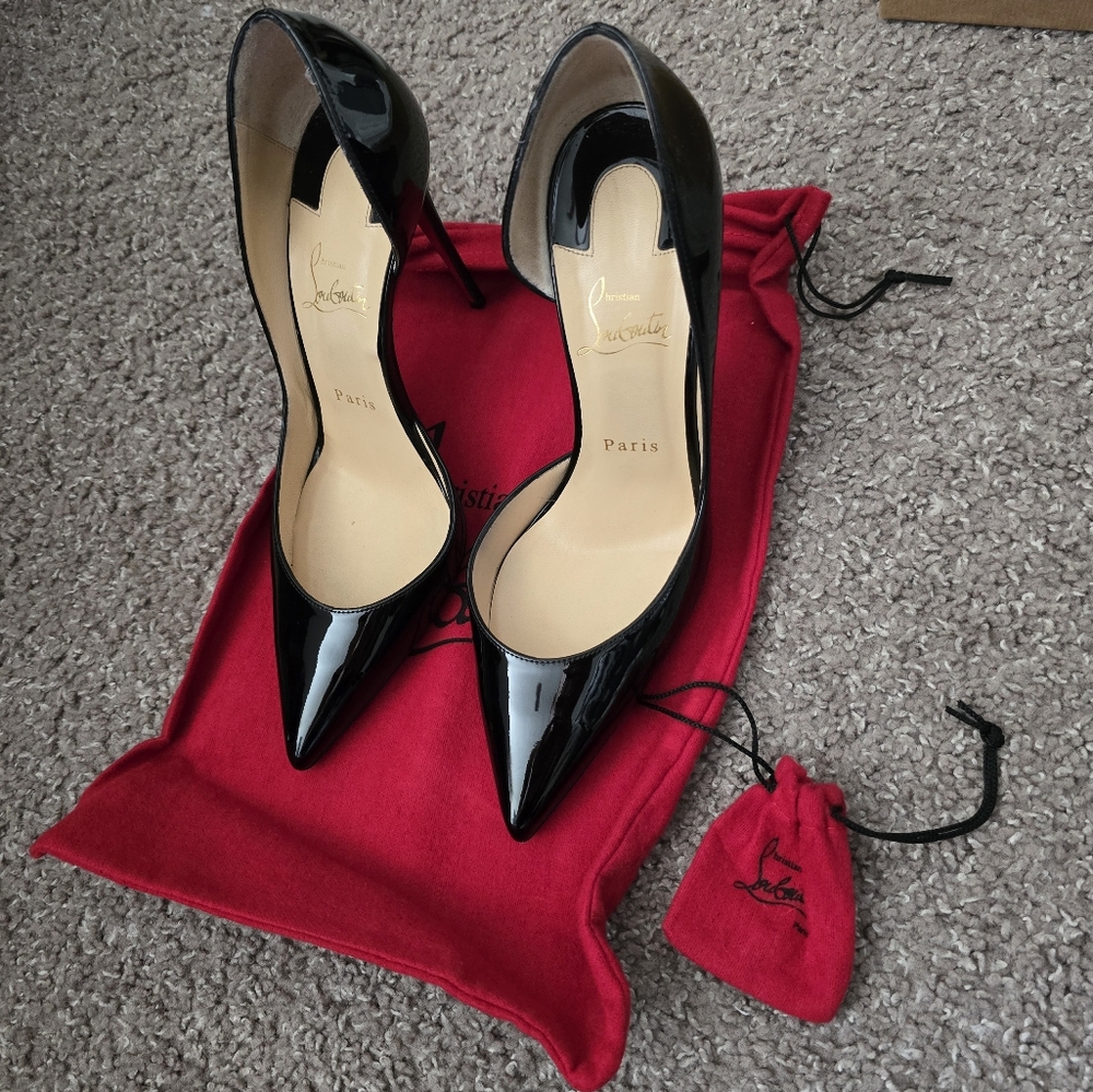 Christian Louboutin Size 39